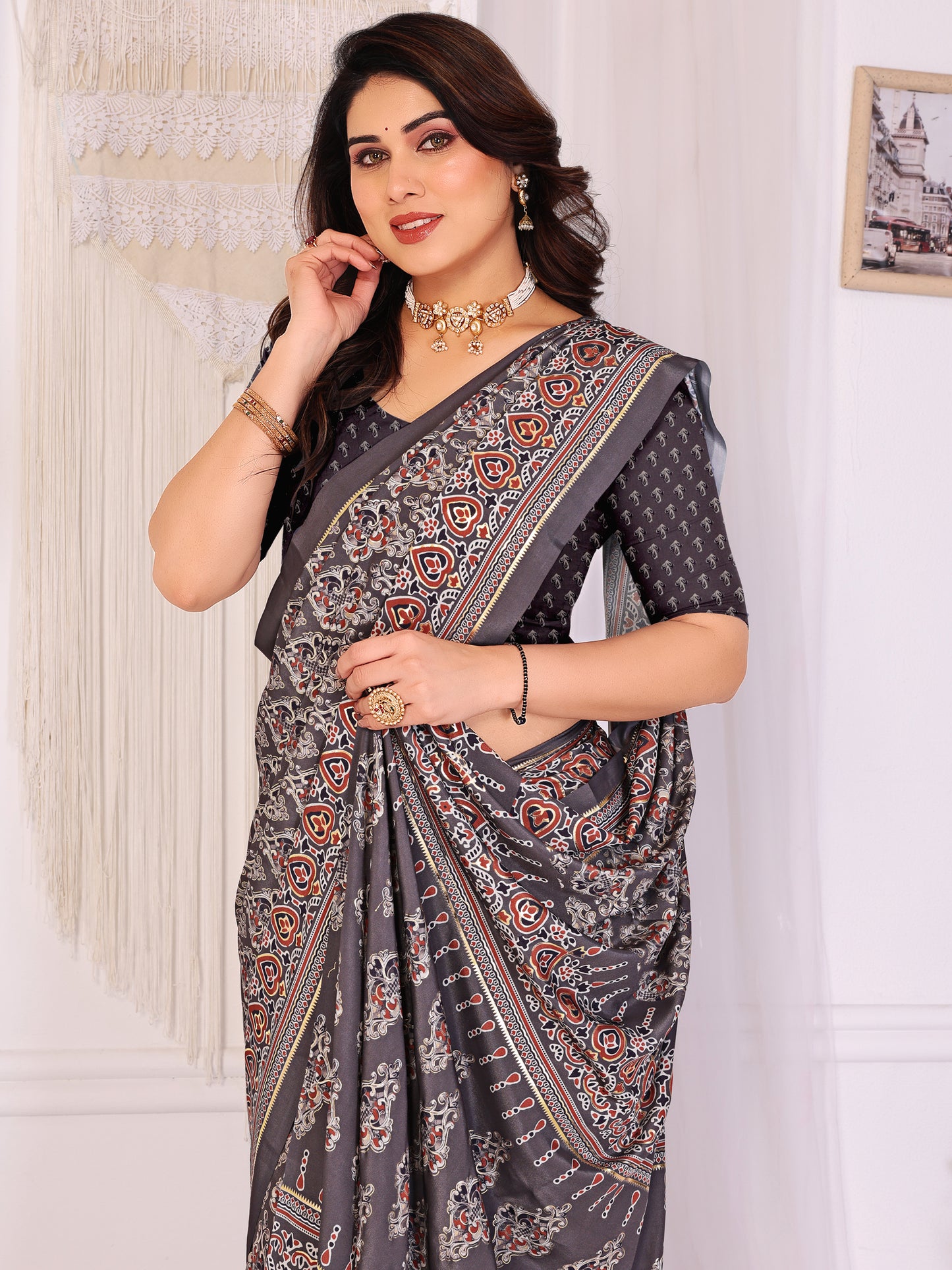 Elegant Grey Printed Pure Crepe Silk Saree with Designer Border