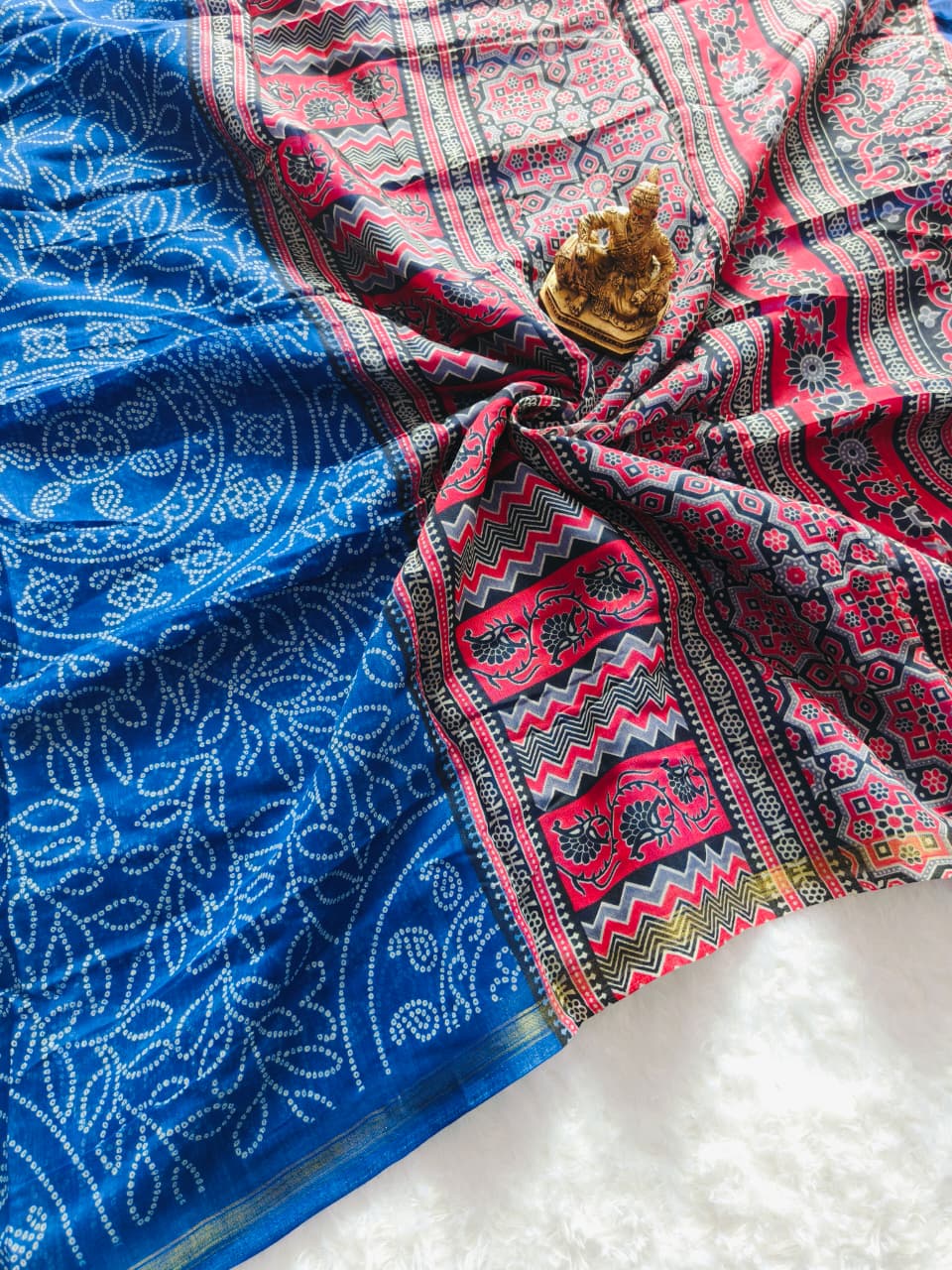 Heavy Soft Cotton Saree with Ajrakh Bandhej Print & Golden Scalloped Border