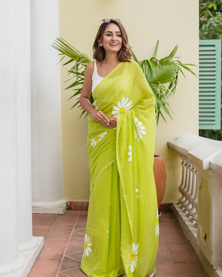 Lime Green Linen Cotton Saree with White Daisy Digital Print
