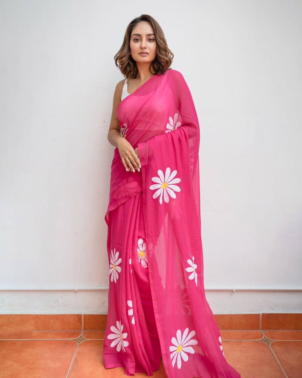 Pink Linen Cotton Saree with Daisy Digital Print
