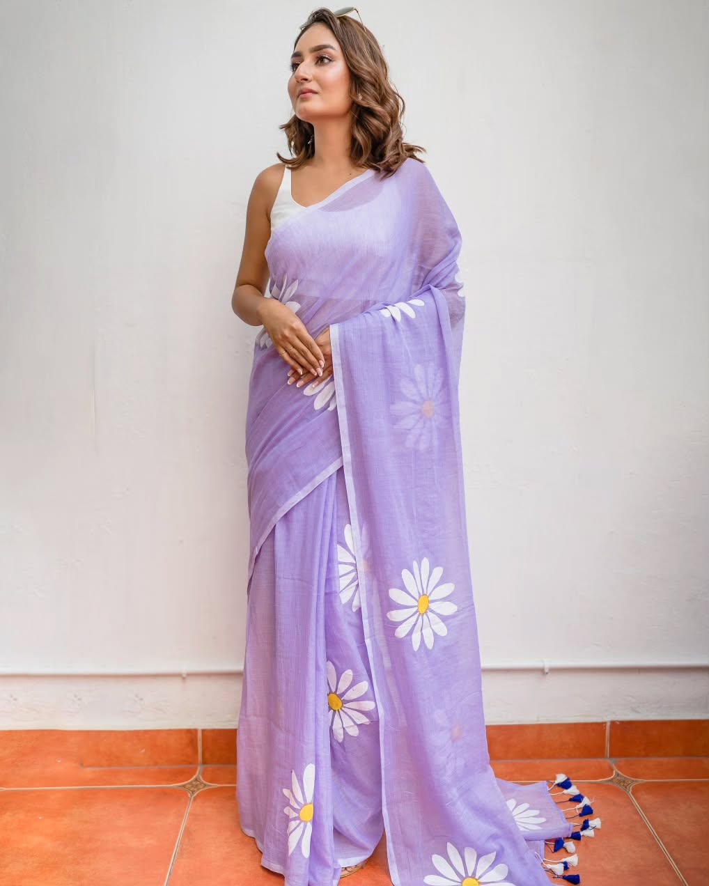 Lavender Linen Cotton Saree with White Daisy Floral Digital Print