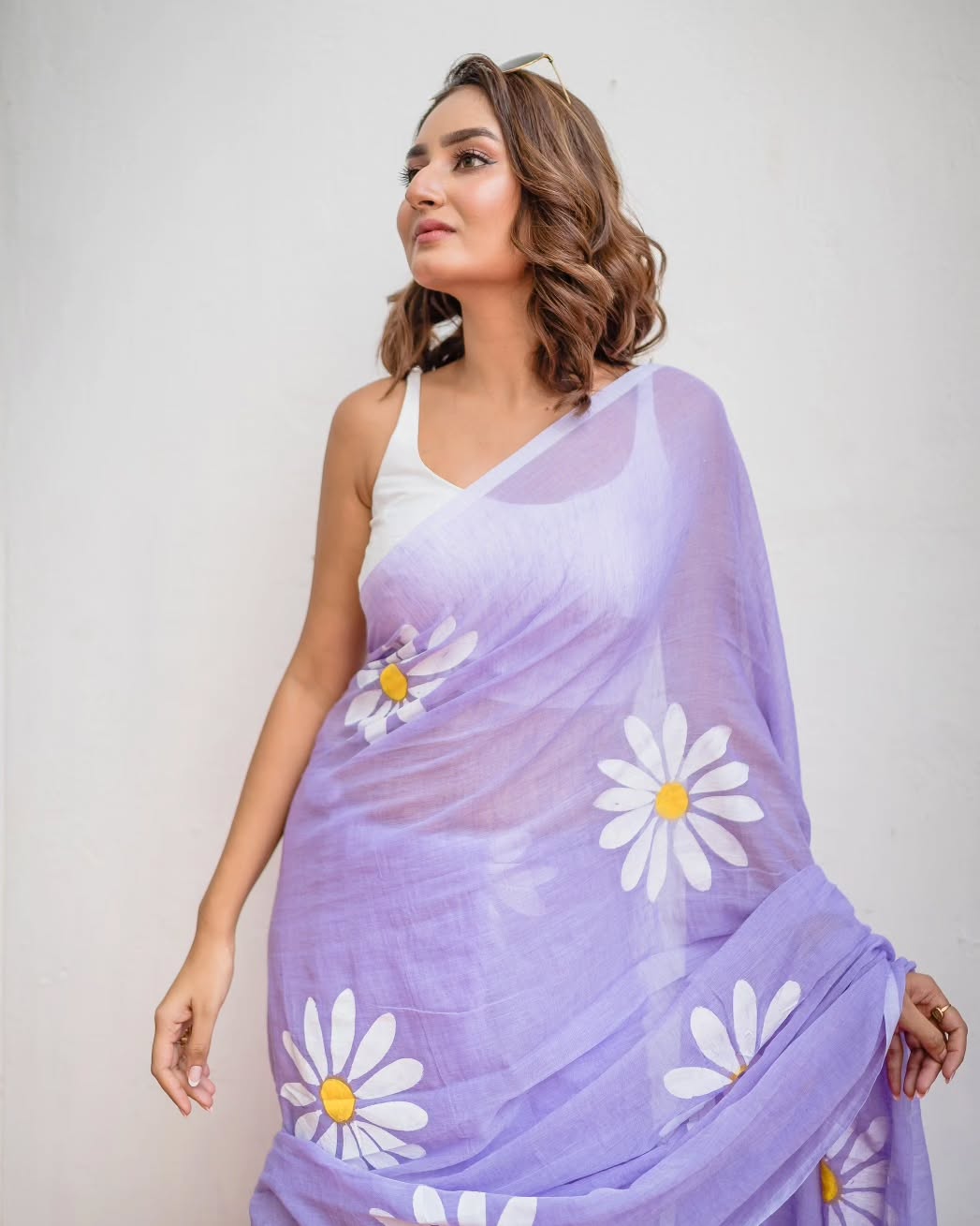 Lavender Linen Cotton Saree with White Daisy Floral Digital Print