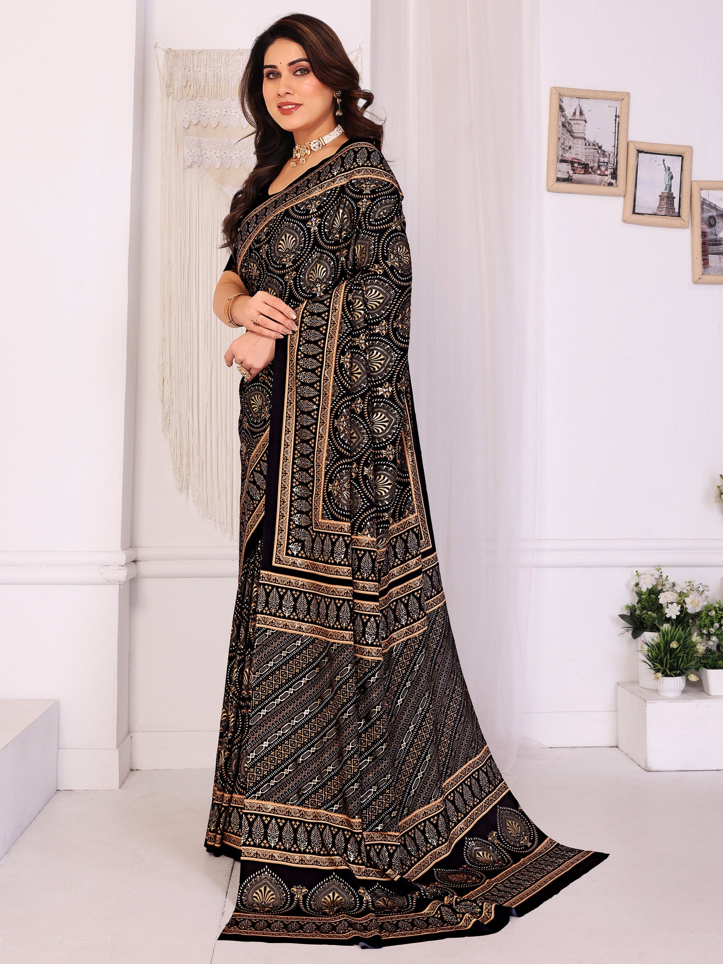 Black & Golden Pure Silk Saree with Traditional Motif Print