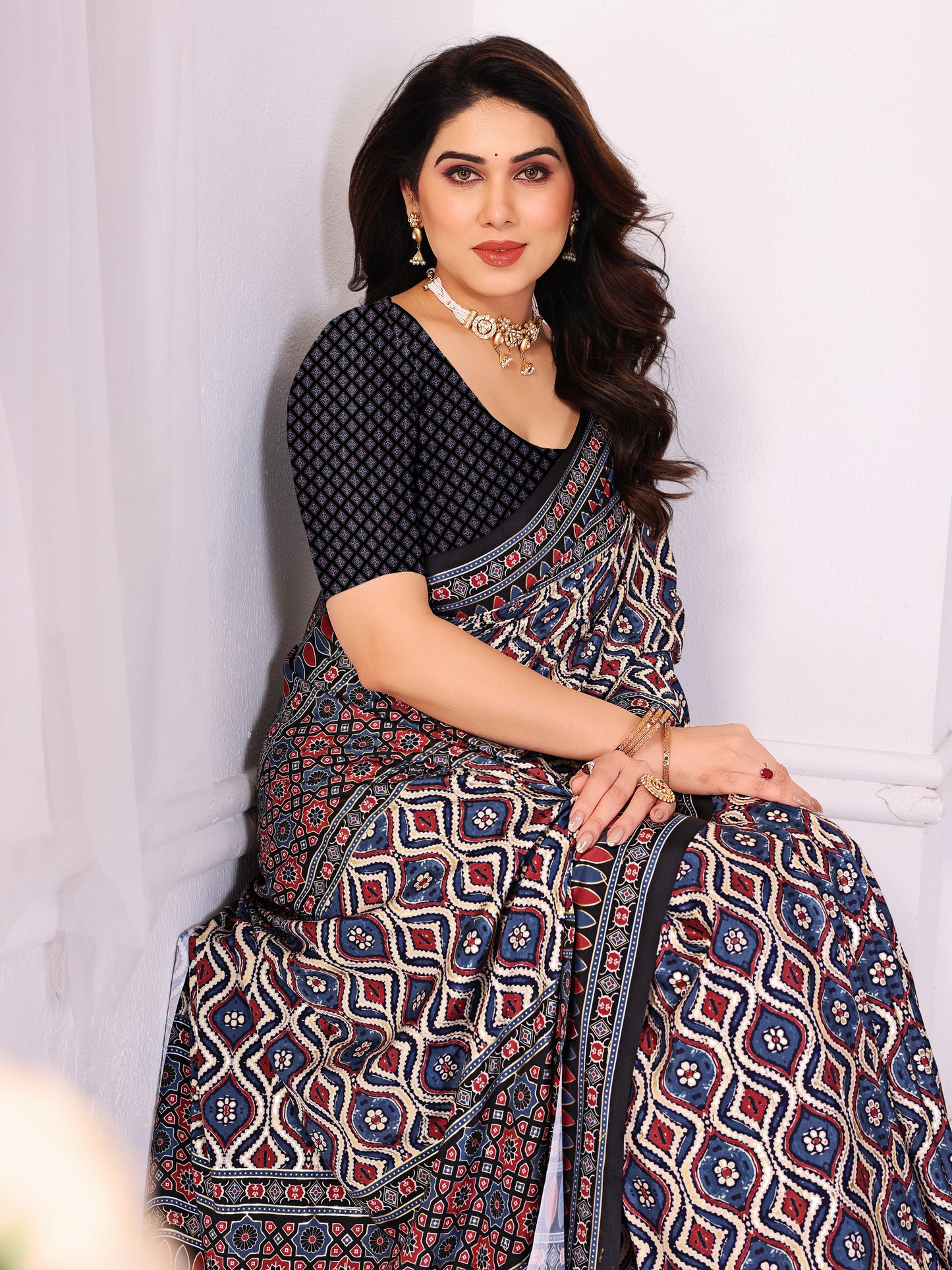 Black & Red Traditional Printed Pure Silk Saree with Contrast Blouse