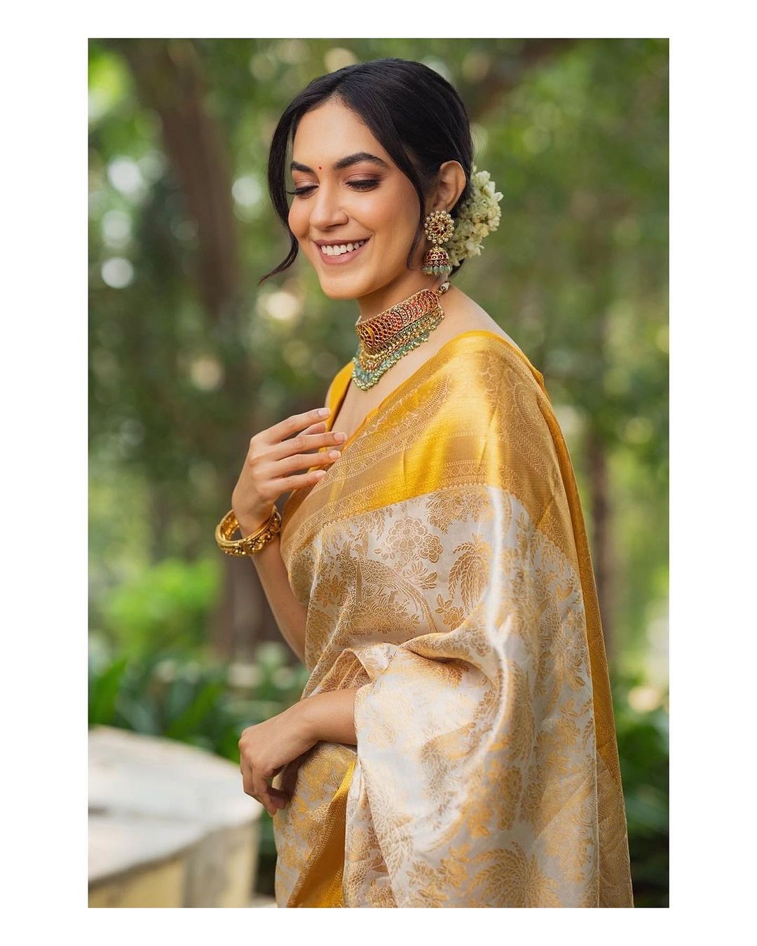 Soft Lichi Silk with beautiful Jaquard border