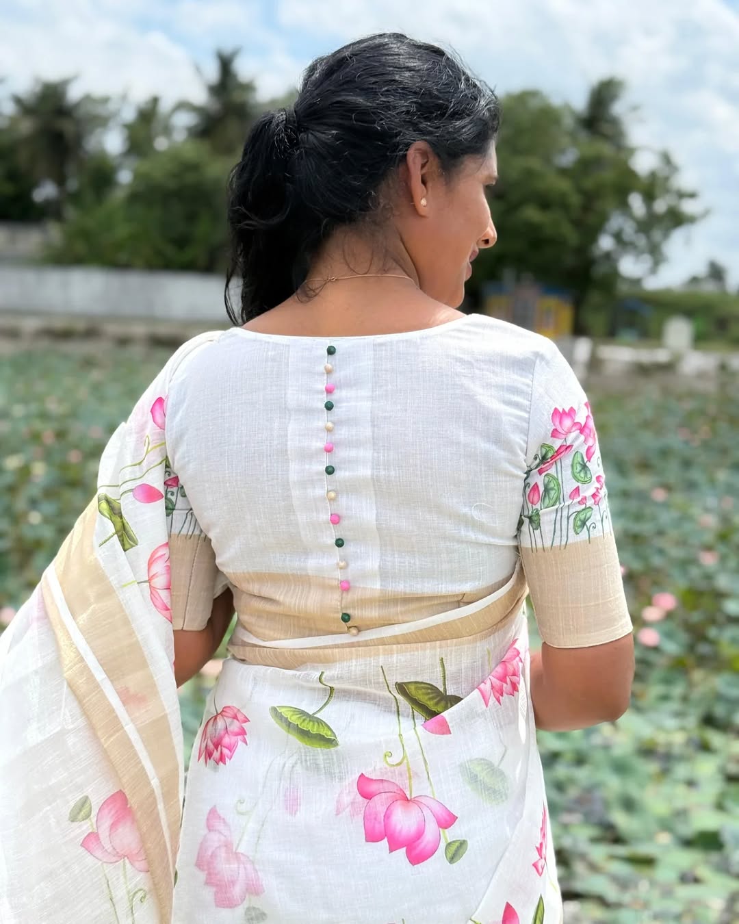 Elegant White Linen Saree with Pink Lotus Digital Print and Golden Border
