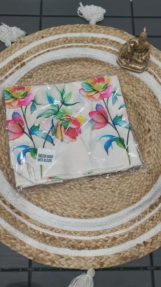 Elegant Handloom Cotton Saree with Allover Tulip Digital Print